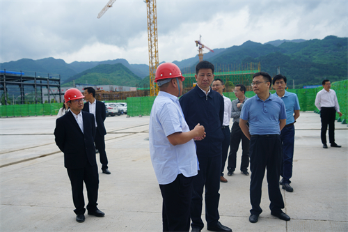 2021年5月20日，湖南省张家界市委副书记、代市长王洪斌一行莅临湖南万众筑工科技有限公司指导工作