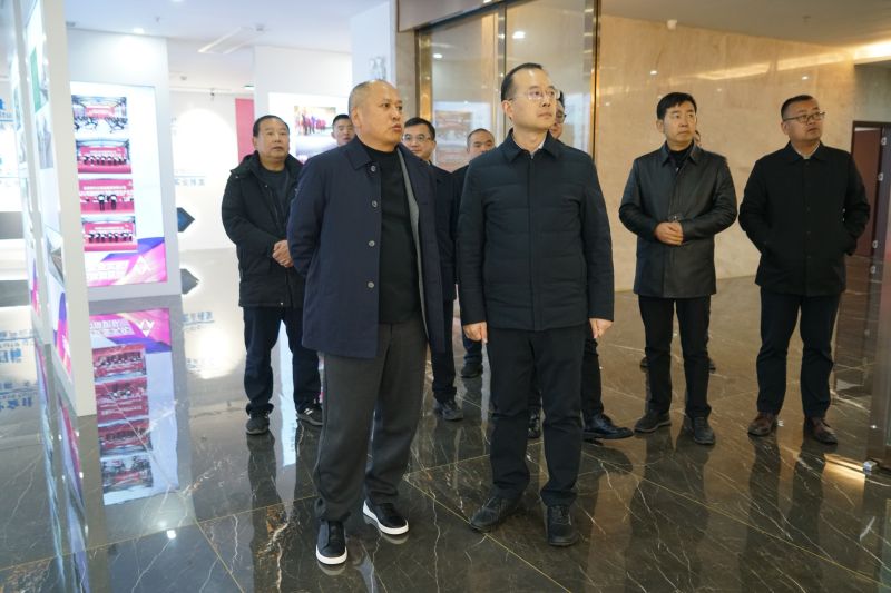 2024年3月5日闫瑞增副市长视察万众集团